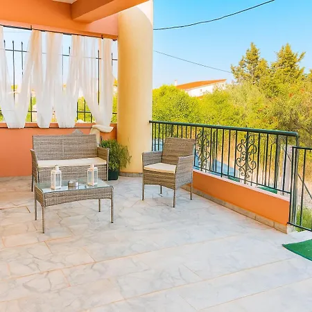 Hary's House Cozy Getaway 5 Min From The * Kardamas