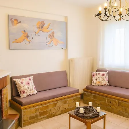 別荘 Hary's House Cozy Getaway 5 Min From The Kardamás