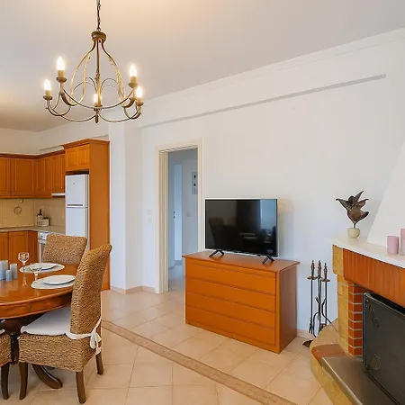 Hary's House Cozy Getaway 5 Min From The *