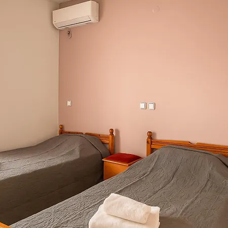 別荘 Hary's House Cozy Getaway 5 Min From The Kardamás