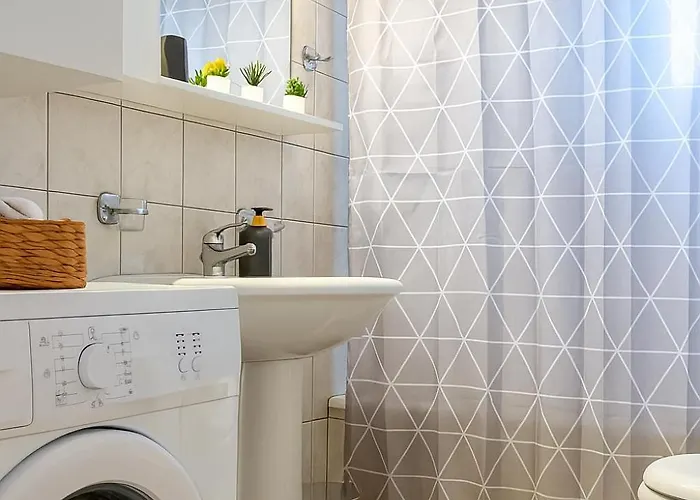 Semesterbostad Hary's House Cozy Getaway 5 Min From The Kardamas